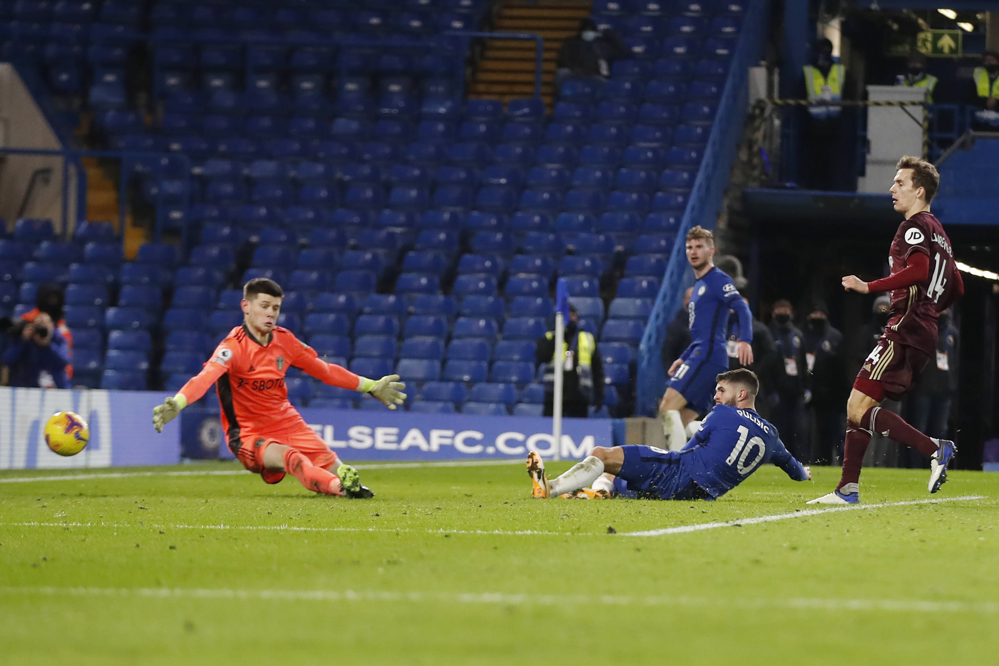 一家俱乐部 一家俱乐部